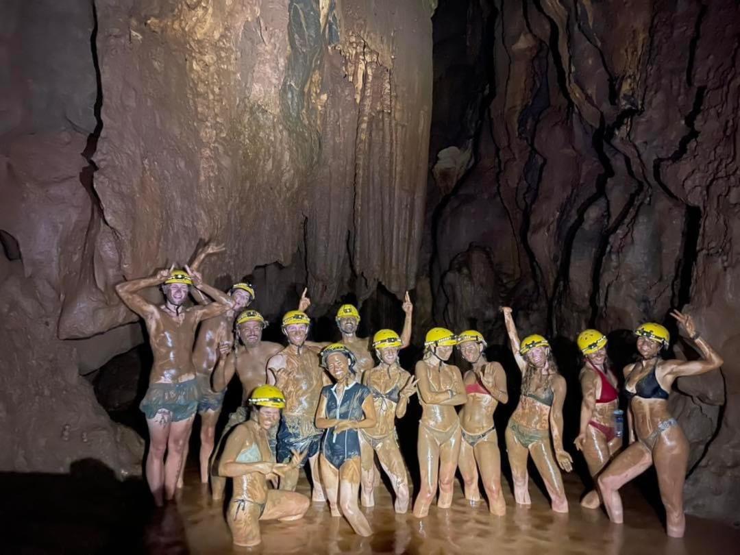 Phong Nha Dawn Home 外观 照片