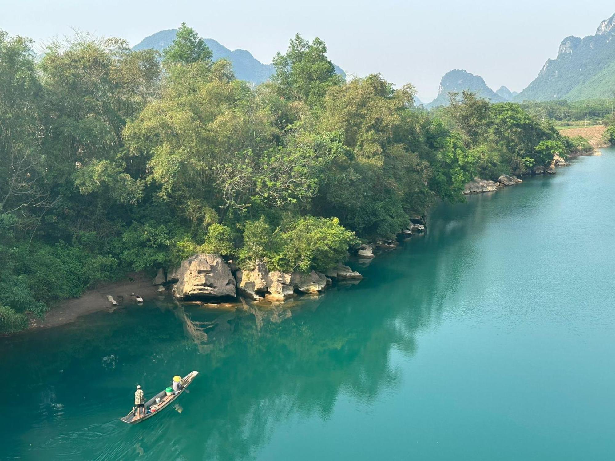 Phong Nha Dawn Home 外观 照片